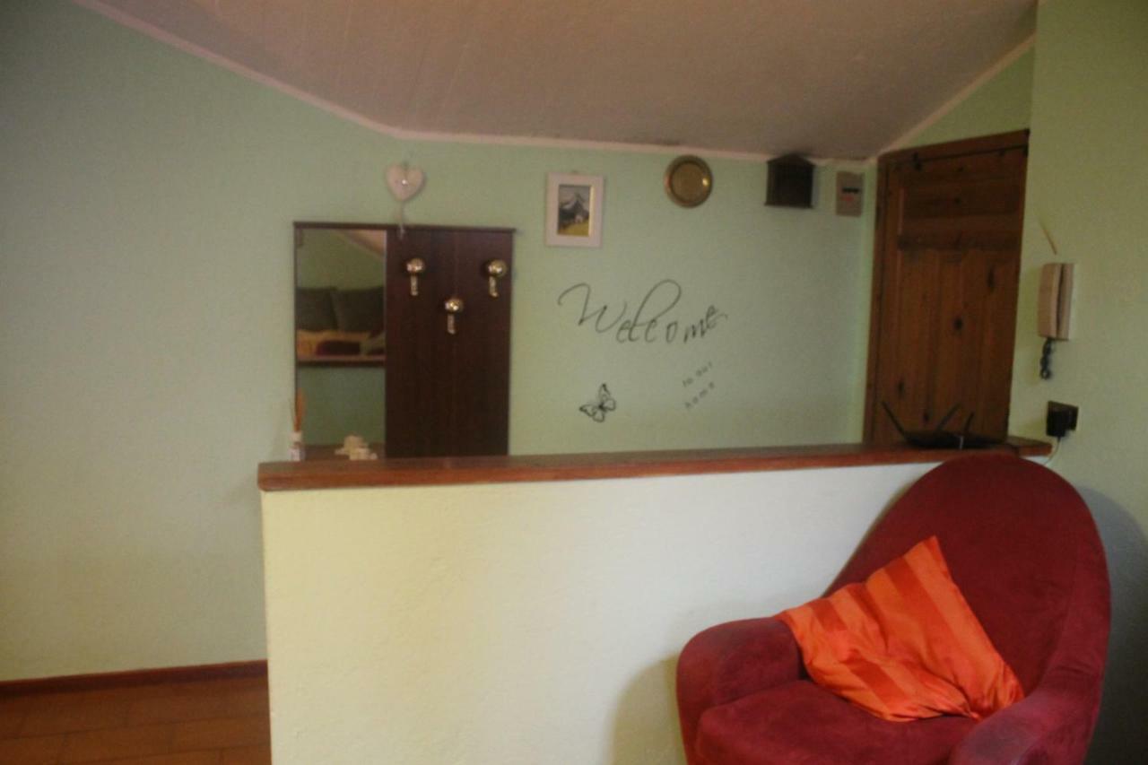 Apartament Mansarda Roulette Saint-Vincent Zewnętrze zdjęcie